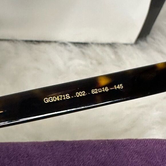 ?Authentic Gucci Sunglasses with Case? main image 4
